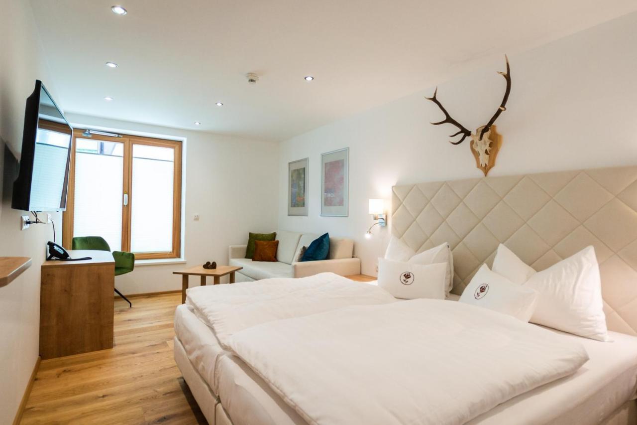 Aktiv Hotel Zur Rose Steinach am Brenner Eksteriør billede