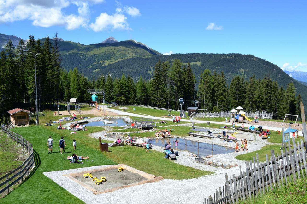 Aktiv Hotel Zur Rose Steinach am Brenner Eksteriør billede